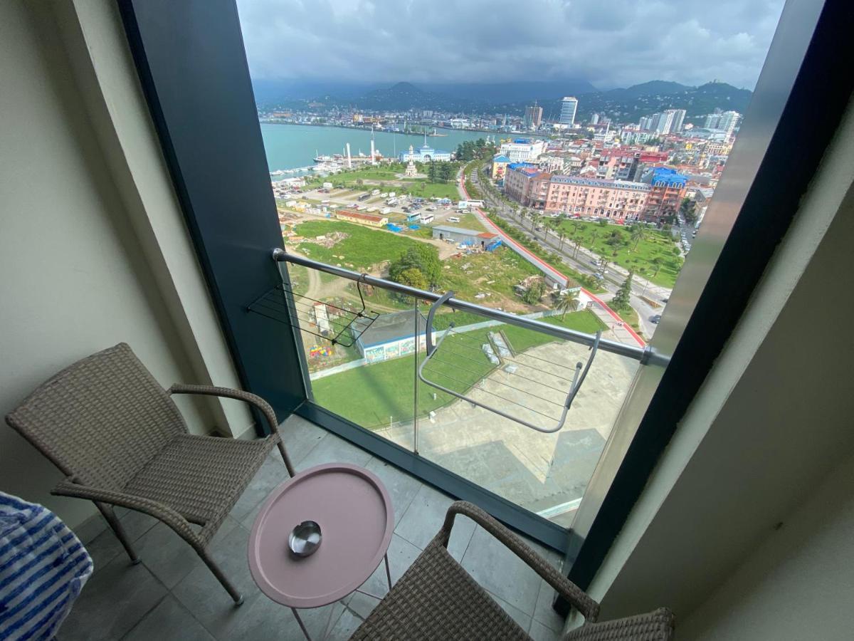 Apartment In Porta Batumi Tower Extérieur photo